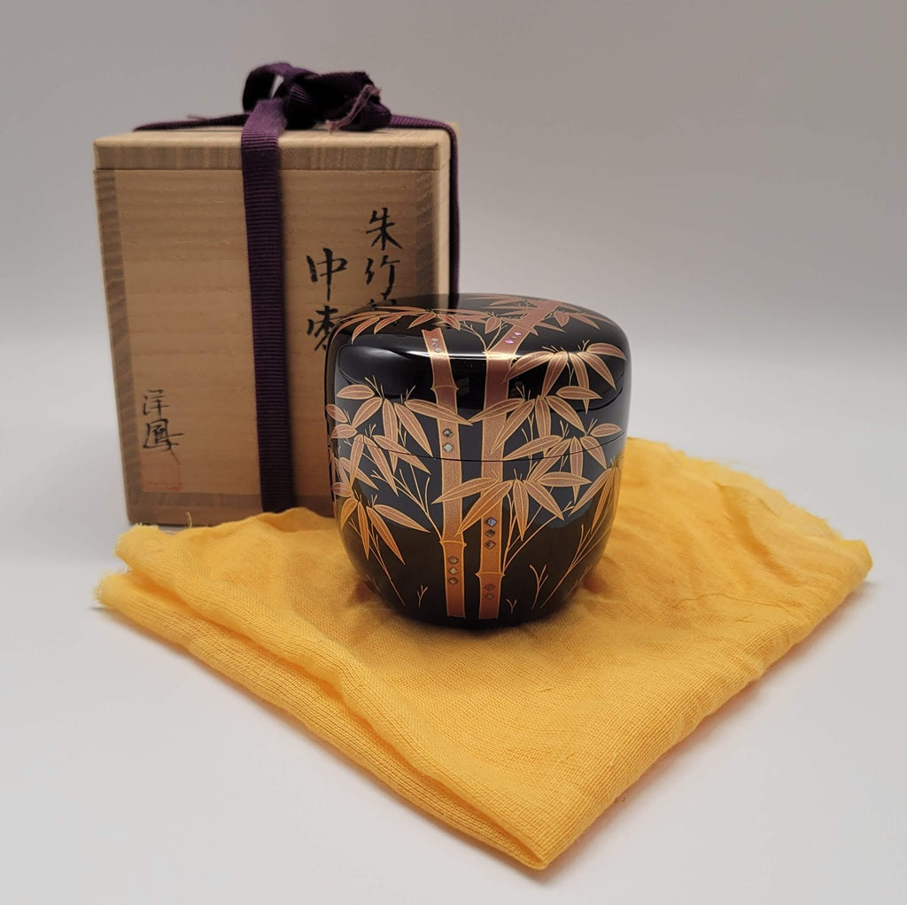 Japanese tea caddy Shuchiku maki-e 朱竹蒔絵 Yōhō