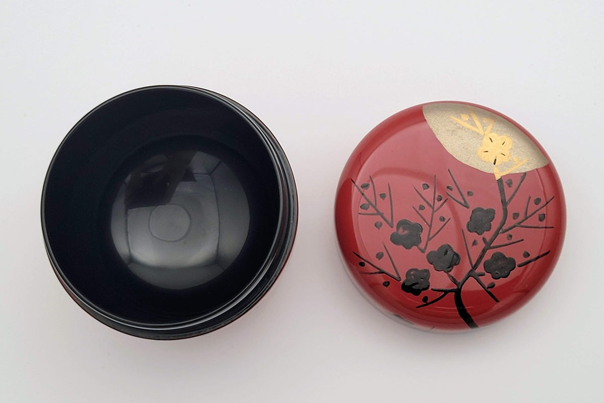 Ume-tsuki natsume 梅月蒔絵中棗 Nakatani Hakuho