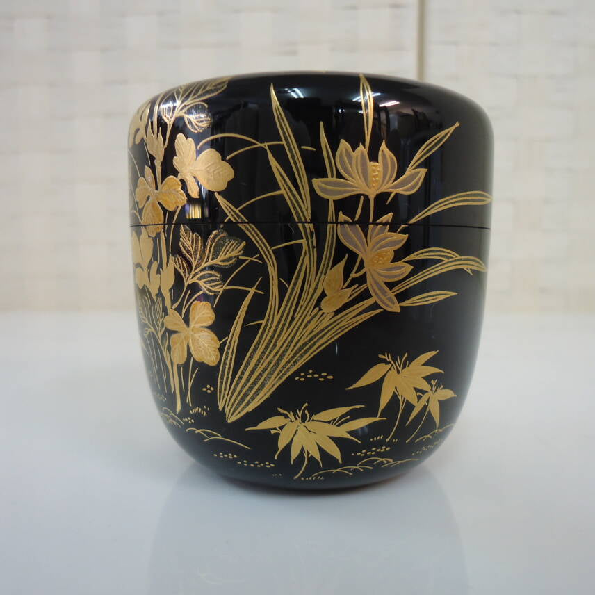 Shikunshi Maki-e Ōnatsume (Four Gentlemen Maki-e Large Tea Caddy) by Saijō Issai