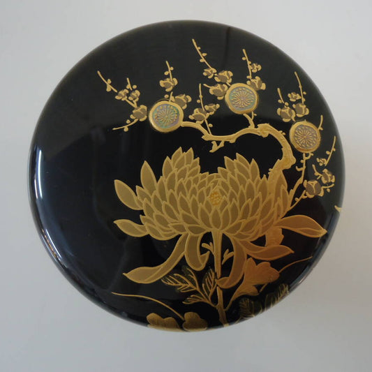 Shikunshi Maki-e Ōnatsume (Four Gentlemen Maki-e Large Tea Caddy) by Saijō Issai
