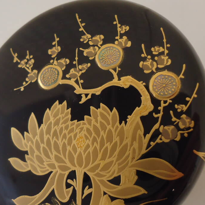 Shikunshi Maki-e Ōnatsume (Four Gentlemen Maki-e Large Tea Caddy) by Saijō Issai